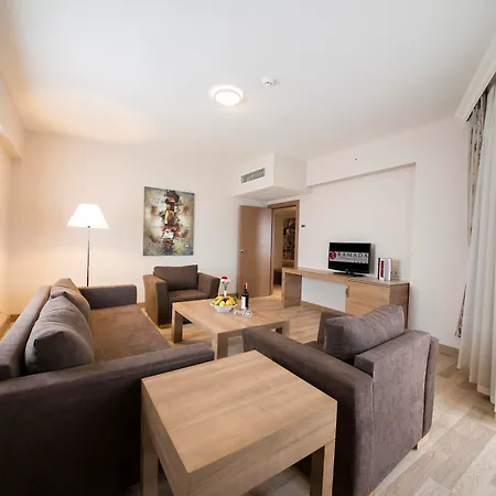 Wyndham Garden Lara Szálloda 4*