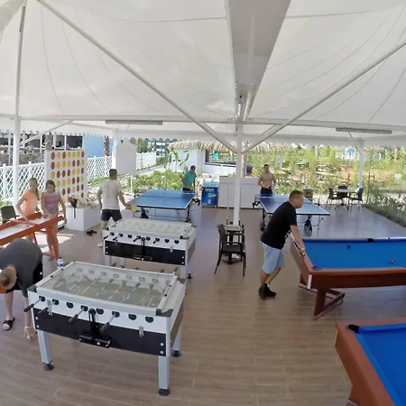 Szálloda Wyndham Garden Lara 4*
