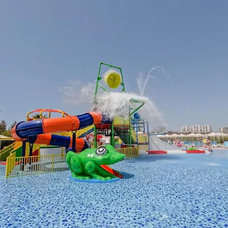 Wyndham Garden Lara Szálloda 4*