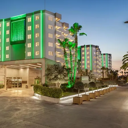 Отель Wyndham Garden Lara 4*