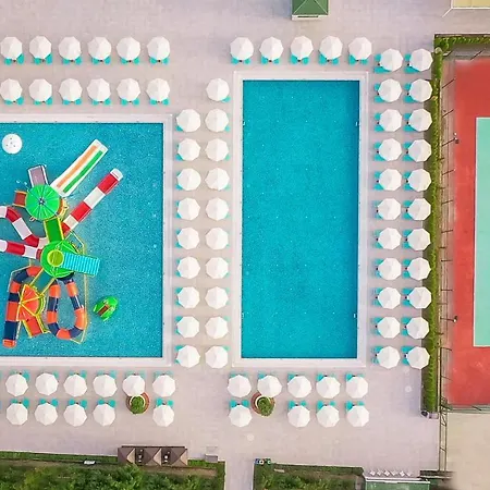 Wyndham Garden Lara Hotell